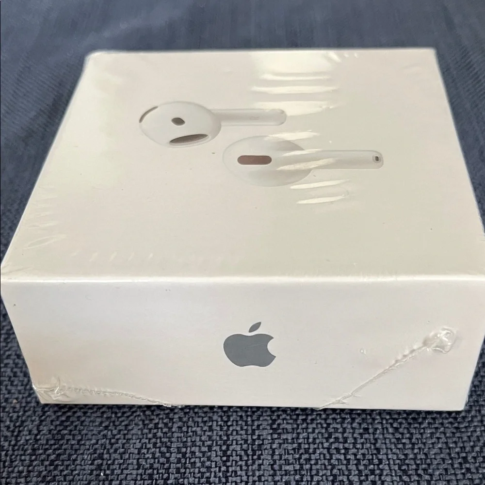 Apple AirPods 4 with Active Noise Cancellation